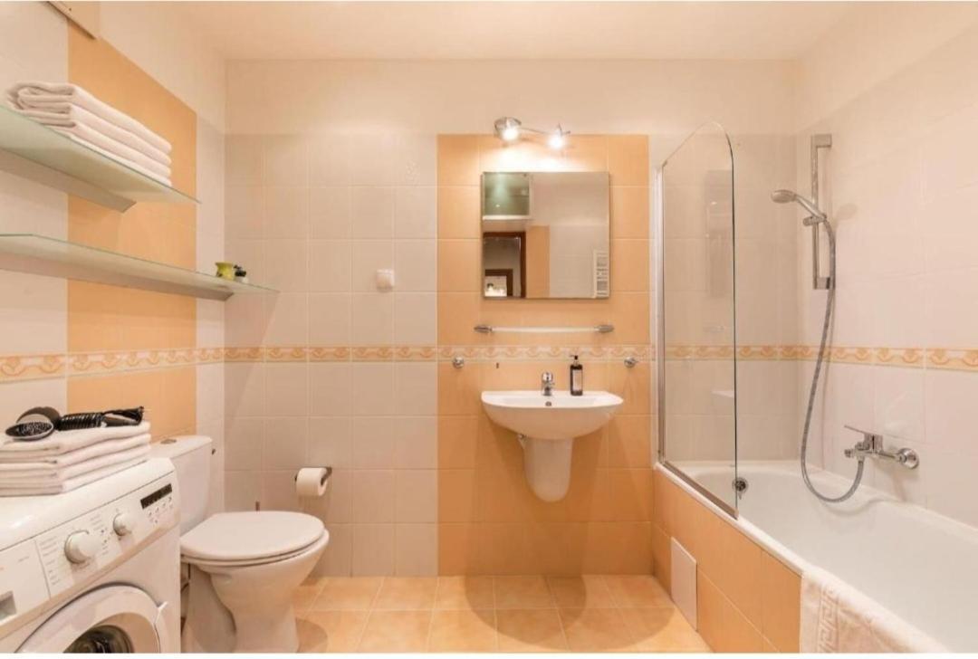 Lucka Apartament *